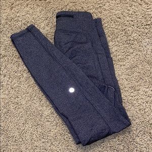Lululemon grey patterned full length leggings